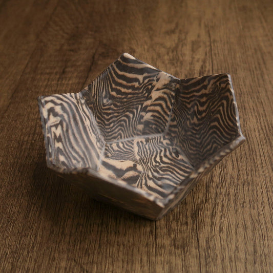 Nerikomi pentagon holder - Mi Spacium Design Studio - Ceramic