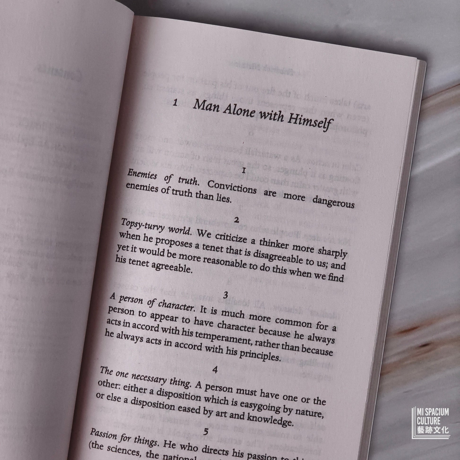 【新書】Men Alone with Himself - Mi Spacium Culture 藝跡文化 - Books