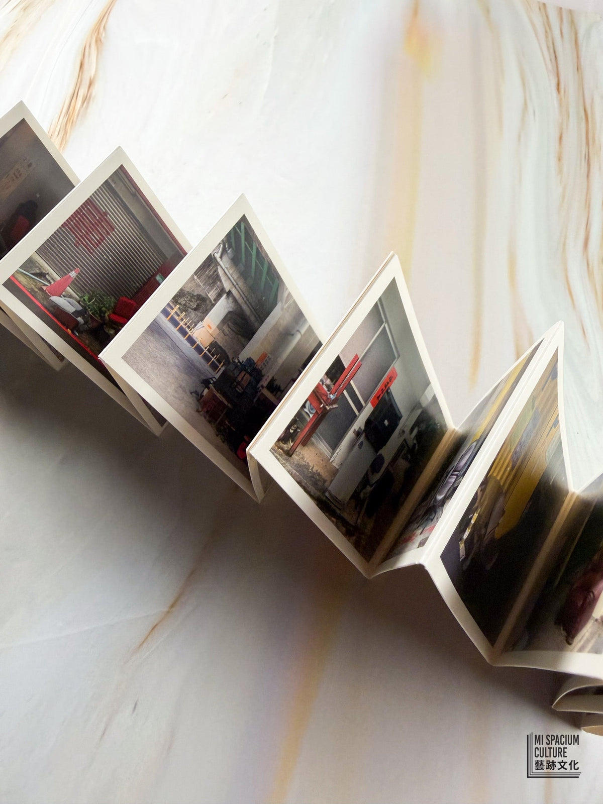 【Zine】Out Of Office (2nd edition) - Mi Spacium Culture 藝跡文化 - Books