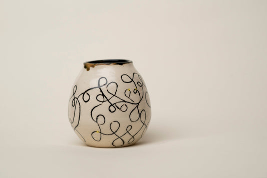 Ceramic Flower Vase - Mi Spacium Design Studio - Ceramic