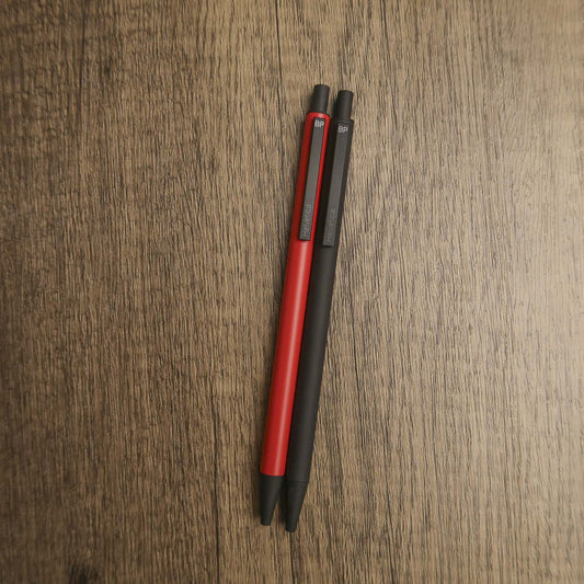 伊東屋｜ Helvetica Ballpoint Pen - Mi Spacium Design Studio - 精選文具 Selected Stationery